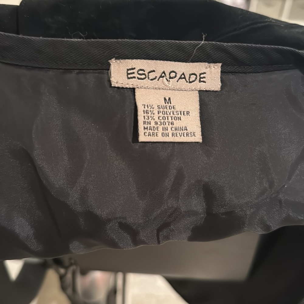 Women's Escapade Black Suede Jacket Size Medium - Picture 3 of 5